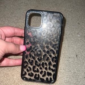 Casetify Case - transparent black leopard